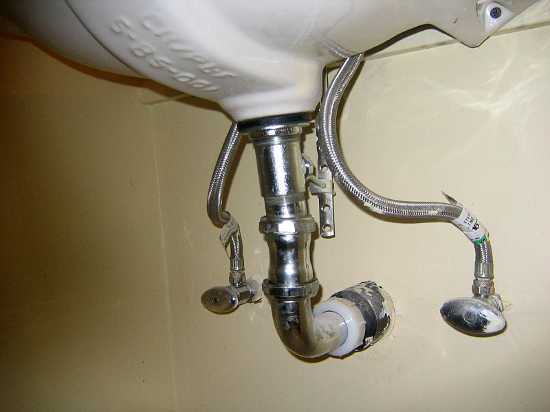 Plumbing Trap is missing - AMI sample photo from a home inspection